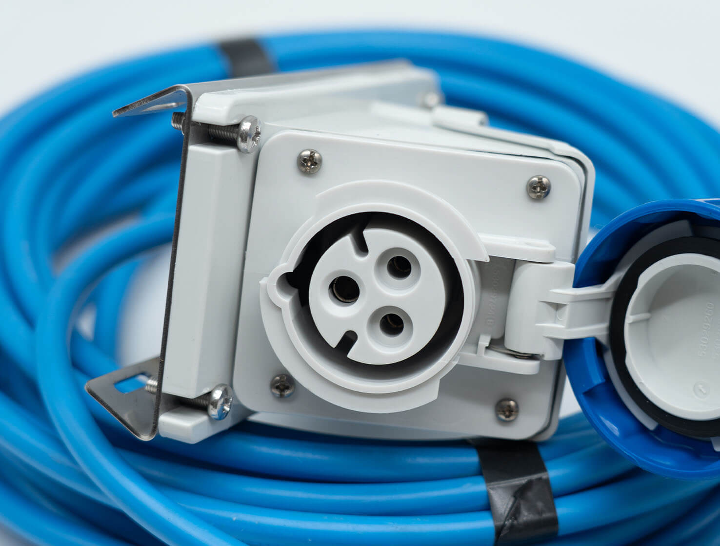 resized_0004_tofco-festive-sockets-and-units-9